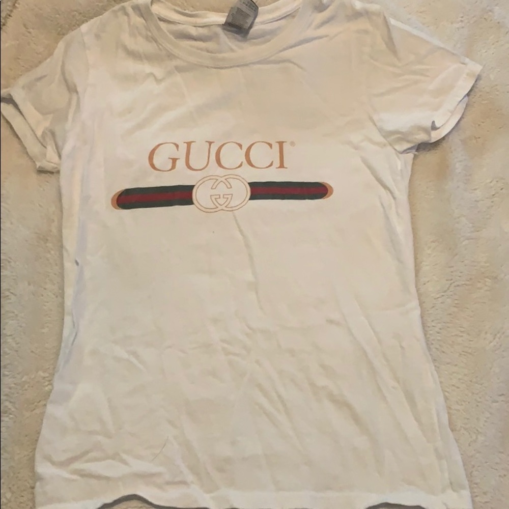 Fake Gucci shirt
